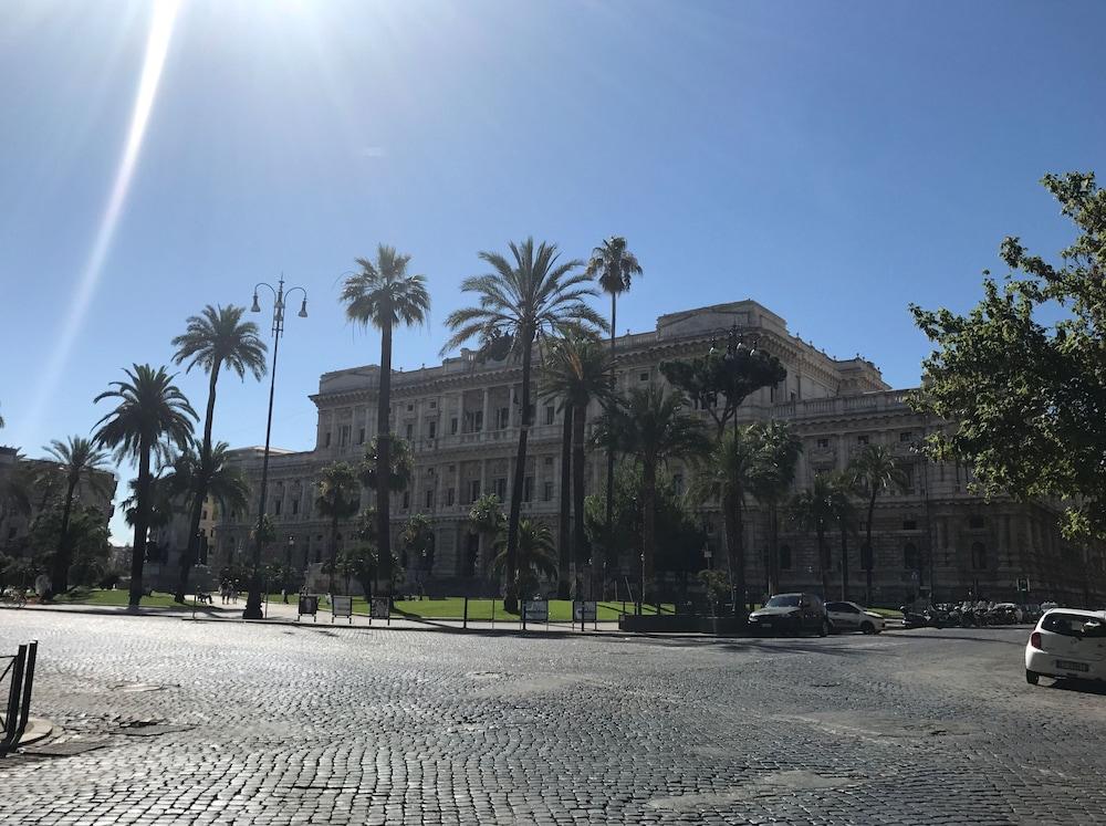 Domus Tacito Luxury 2* Roma